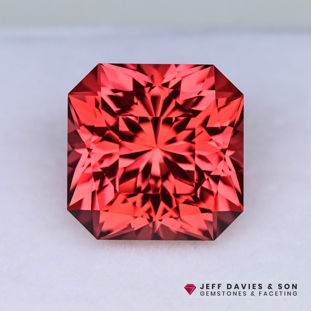 LAB2141a - Jeff Davies & Son Gemstones