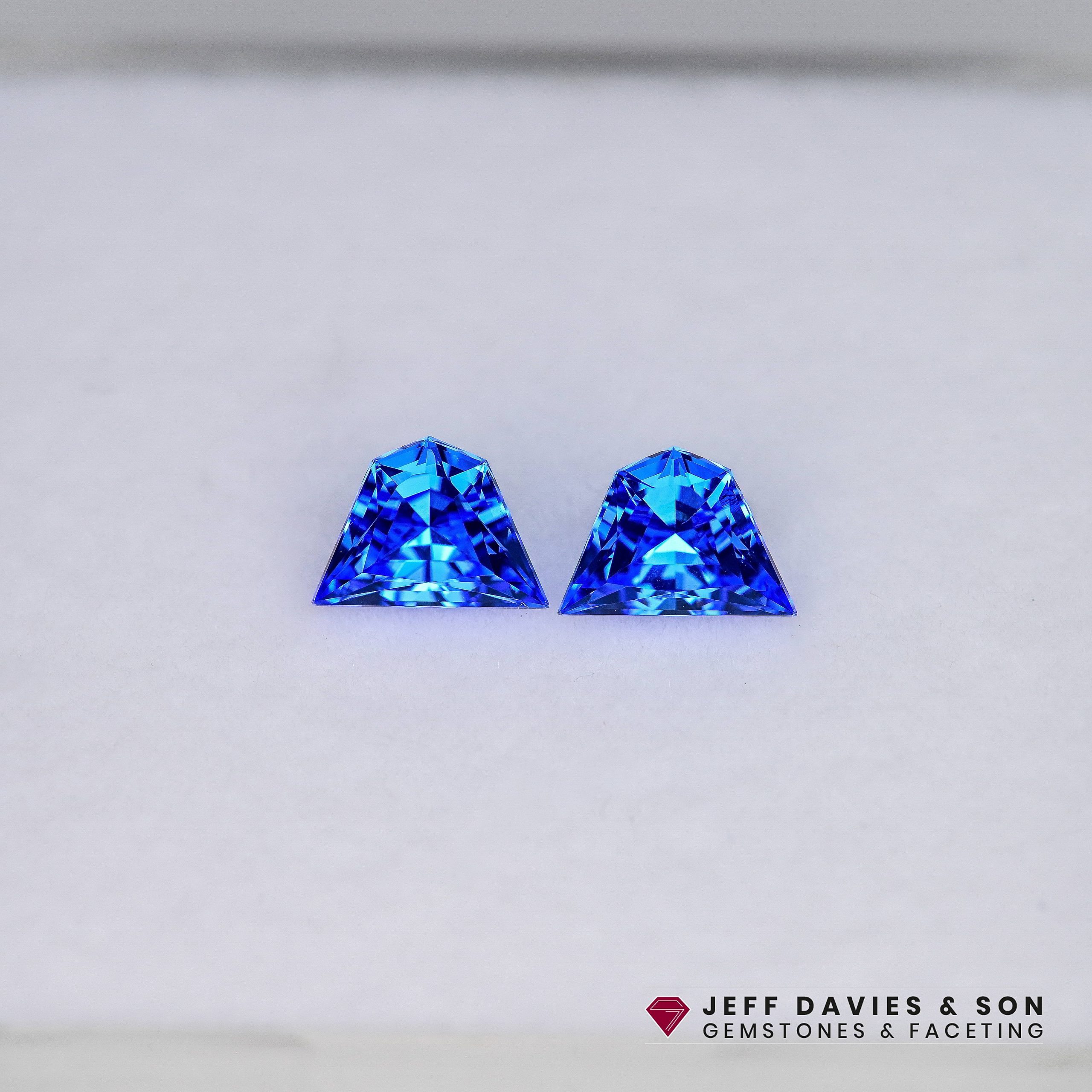 CL1638b - Jeff Davies & Son Gemstones