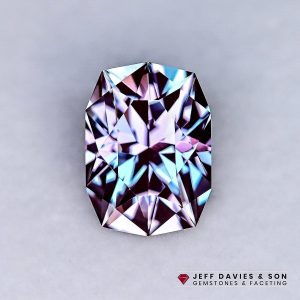 LAB Alexandrite - pulled Czochralski - 3.24ct