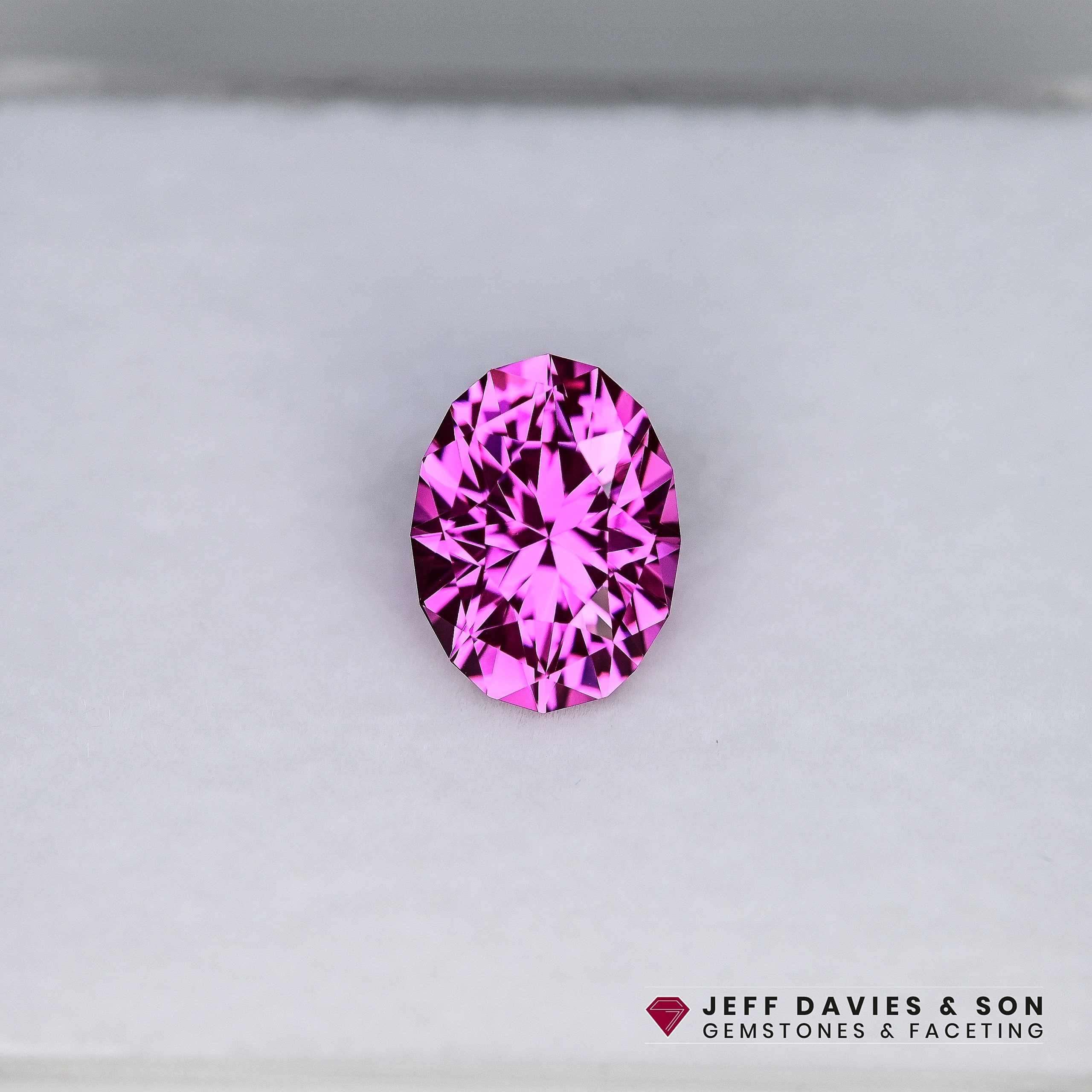 LAB2509b - Jeff Davies & Son Gemstones