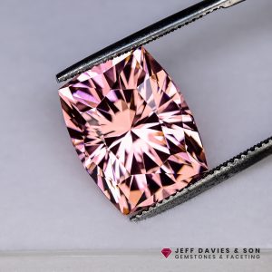 Lab Garnet ER YAG - Yttrium Aluminum Garnet - pulled Czochralski - 22.26ct