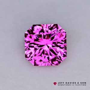 Lab Namya colour Spinel  - Pulled Czochralski - 1.75ct