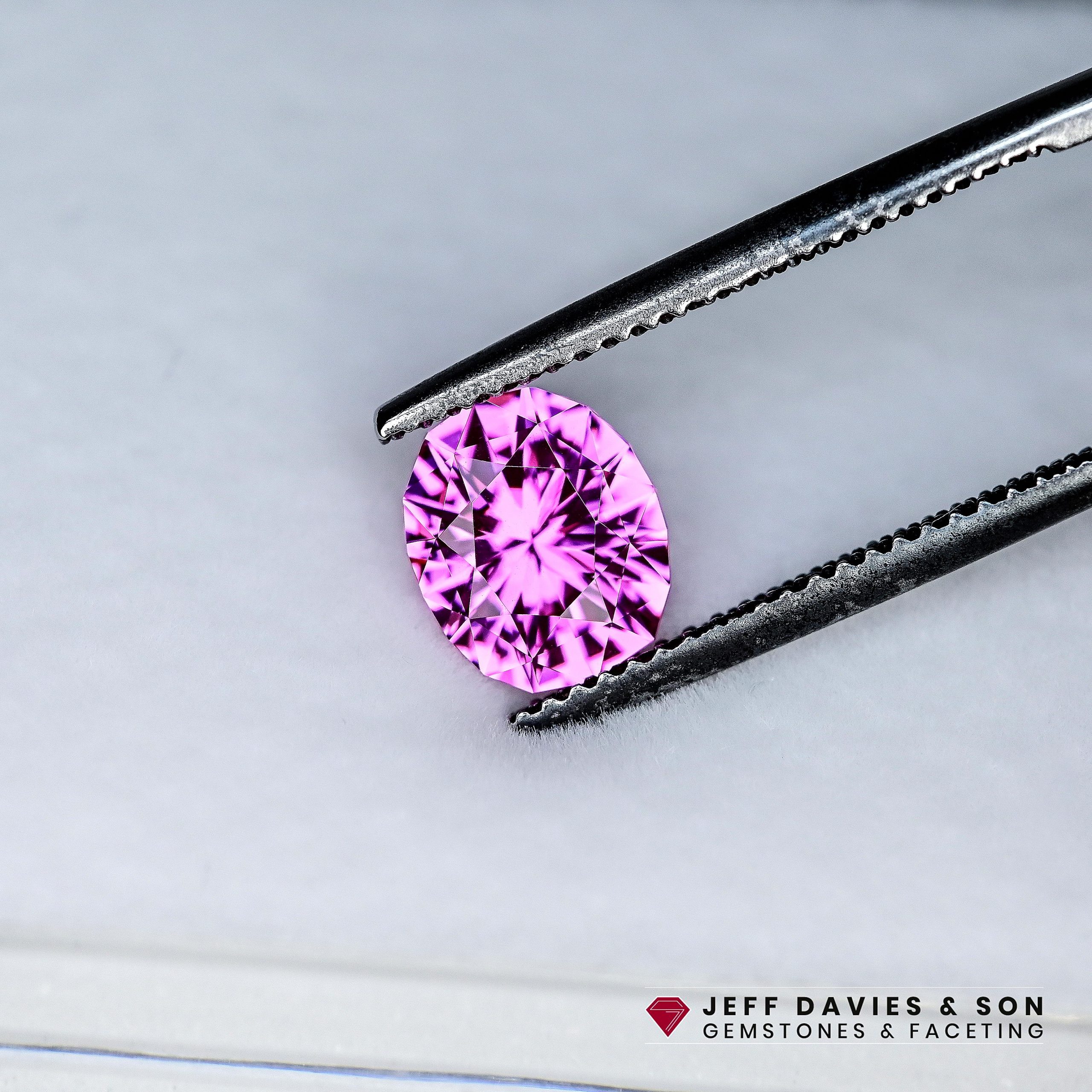 LAB2610b - Jeff Davies & Son Gemstones