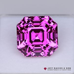 Lab Grown Pink Sapphire - Pulled Czochralski - 44.94ct