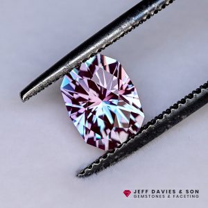 LAB Alexandrite - pulled Czochralski - 2.30ct