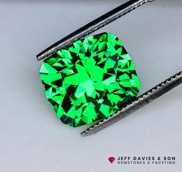LAB1151aa - Jeff Davies & Son Gemstones