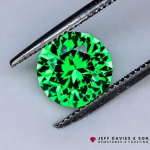 LAB Vanadium YAG  - Yttrium Aluminum Garnet - pulled Czochralski - 5.23ct