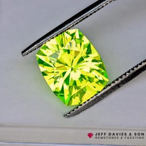 Lab Lumo Garnet LuAG - Lutetium Aluminum Garnet - Pulled Czochralski - 14.75ct