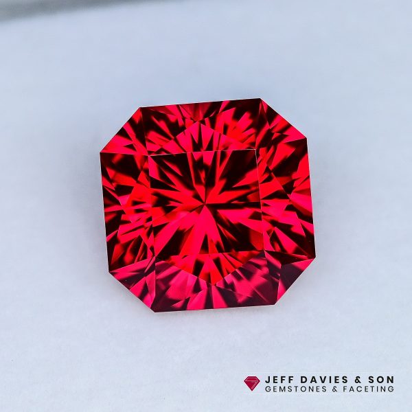 LAB2717a - Jeff Davies & Son Gemstones