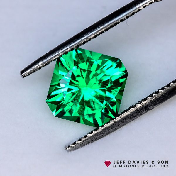 LAB2718a - Jeff Davies & Son Gemstones