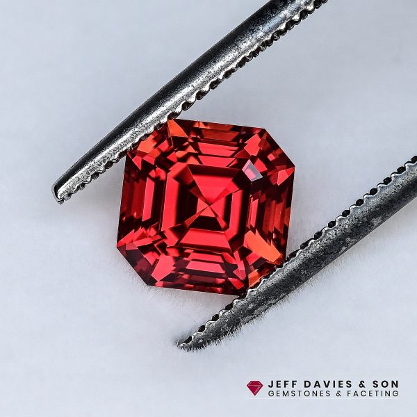 LAB2800a - Jeff Davies & Son Gemstones