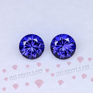 Lab Tanzanite Colour Garnet YAG - Yttrium Aluminum Garnet - pulled Czochralski - 2.35tcw - 6 mm Pair