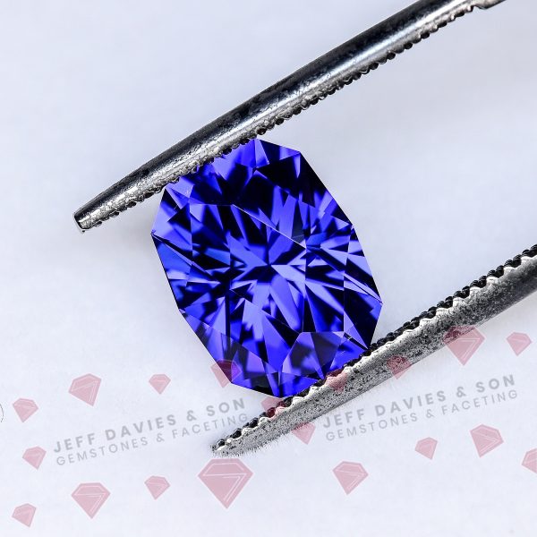 LAB2835a - Jeff Davies & Son Gemstones