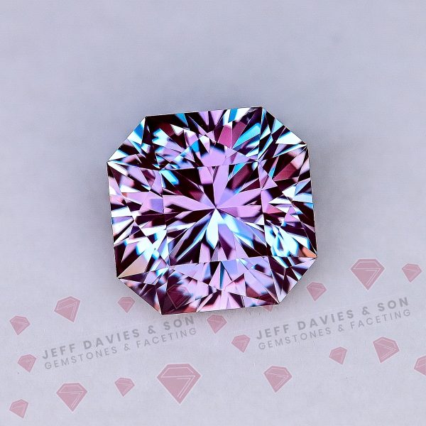 LAB2842a - Jeff Davies & Son Gemstones
