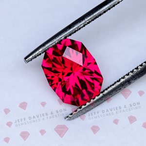 Lab Hot Red Ruby - Pulled Czochralski - 3.95ct