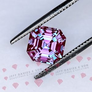LAB Alexandrite - pulled Czochralski - 3.68ct