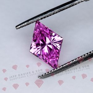 Lab Pink Sapphire - Pulled Czochralski - 3.92ct