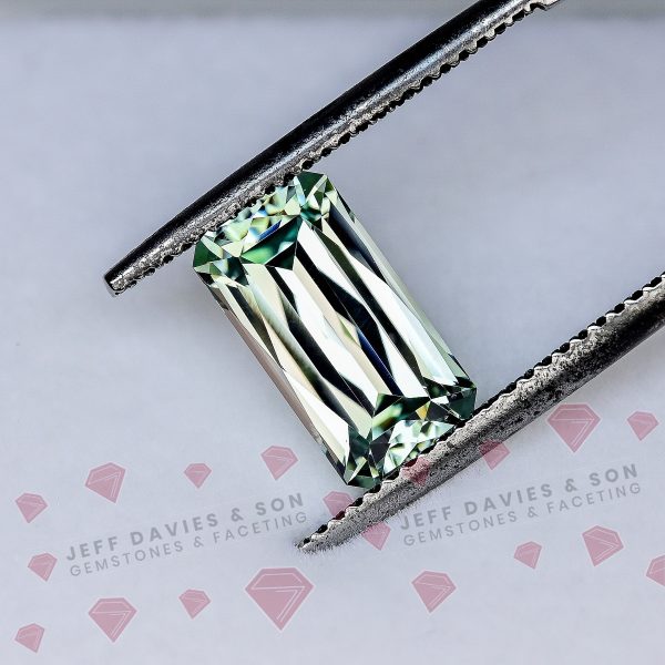 CL1898a - Jeff Davies & Son Gemstones