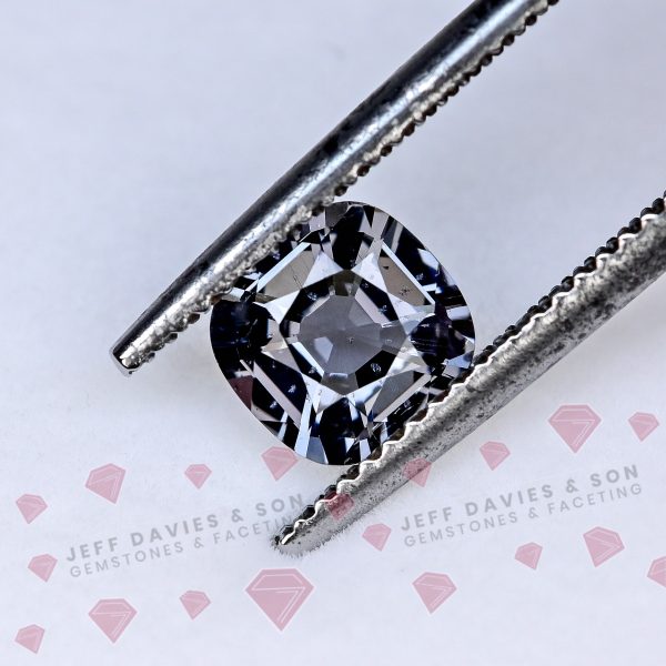 CL1902a - Jeff Davies & Son Gemstones