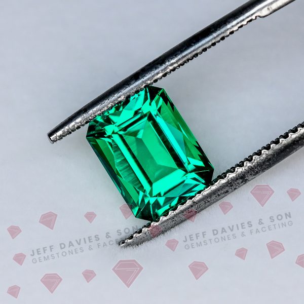 LAB2973a - Jeff Davies & Son Gemstones