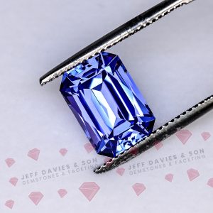 Lab Cornflower Blue Sapphire - Pulled Czochralski  - 6.11ct