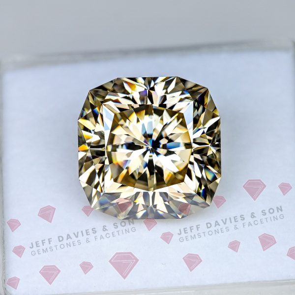 LAB3031a - Jeff Davies & Son Gemstones