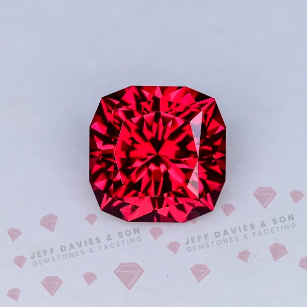 LAB3042a - Jeff Davies & Son Gemstones