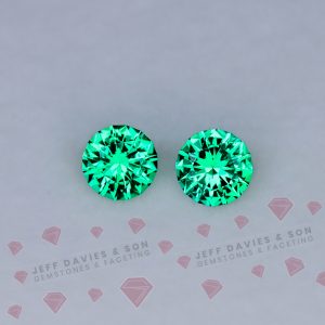 Lab Muzo green Hydrothermal Emerald  - 0.53tcw - 4.5 mm  Pair