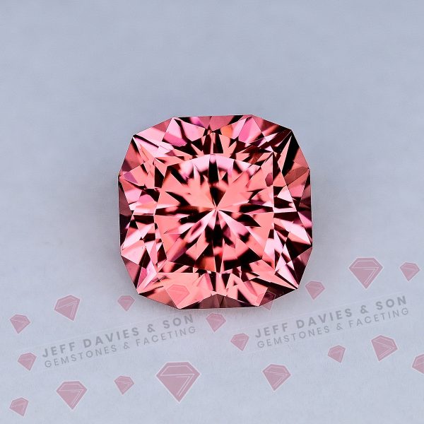 LAB3075a - Jeff Davies & Son Gemstones