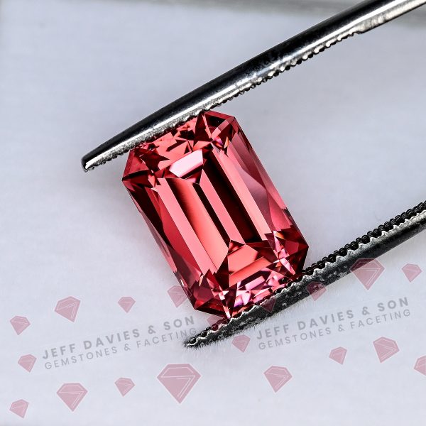LAB3107a - Jeff Davies & Son Gemstones