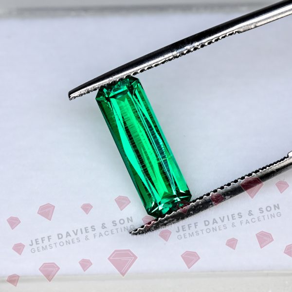 LAB3111a - Jeff Davies & Son Gemstones